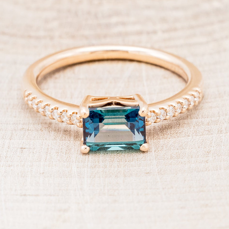 "AMARA" - EMERALD CUT LAB-GROWN ALEXANDRITE ENGAGEMENT RING WITH DIAMOND ACCENTS-4