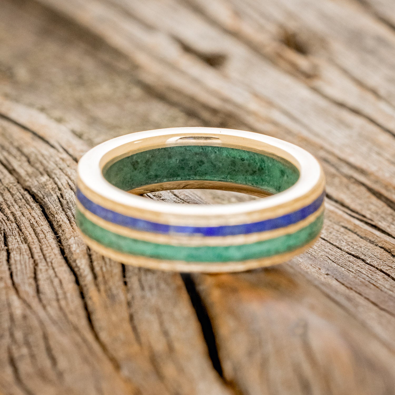 "RAPTOR" - LAPIS LAZULI & MALACHITE INLAY & LINING WEDDING BAND WITH A HAMMERED FINISH-6