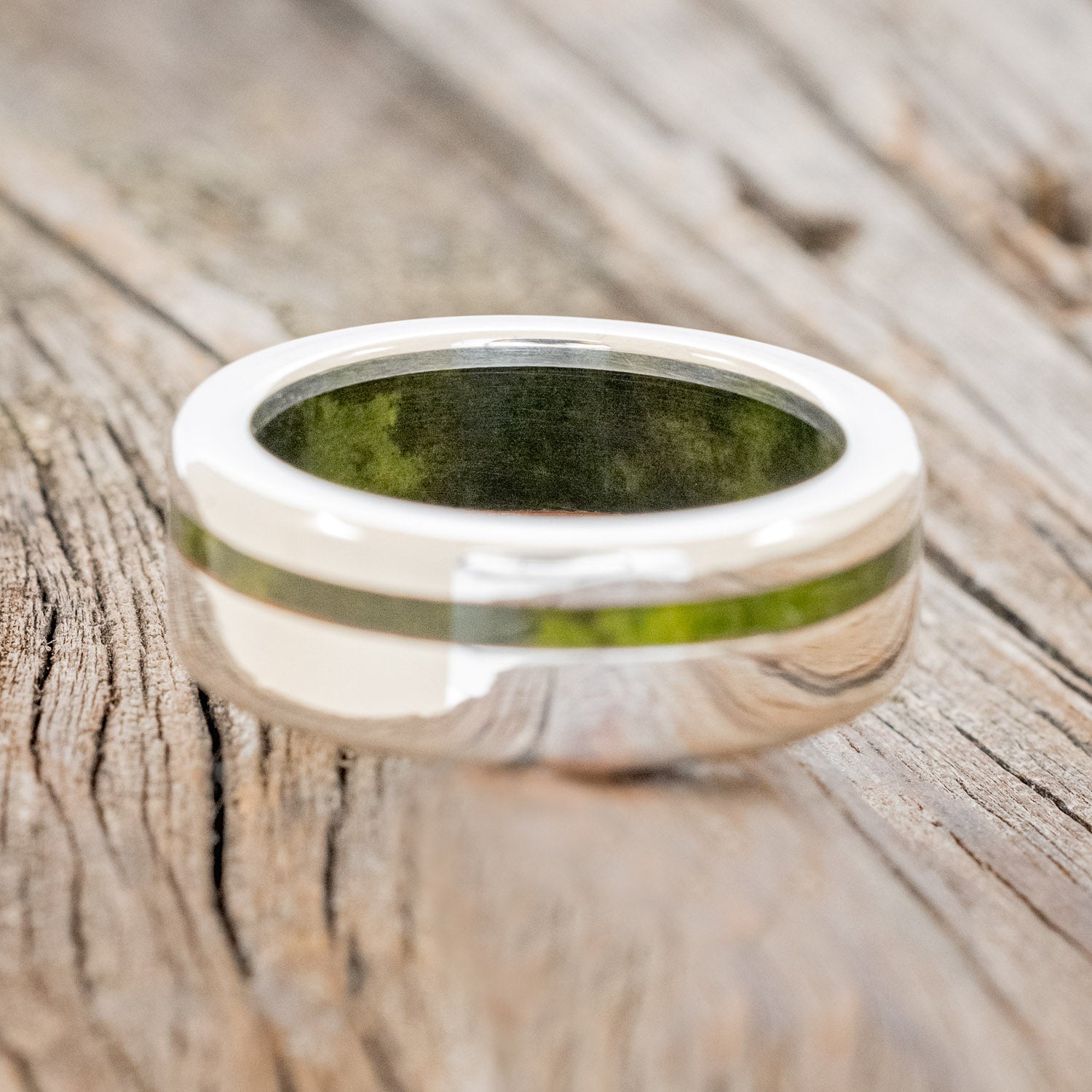"VERTIGO" - MOSSY PATINA COPPER INLAY & LINING WEDDING RING-11