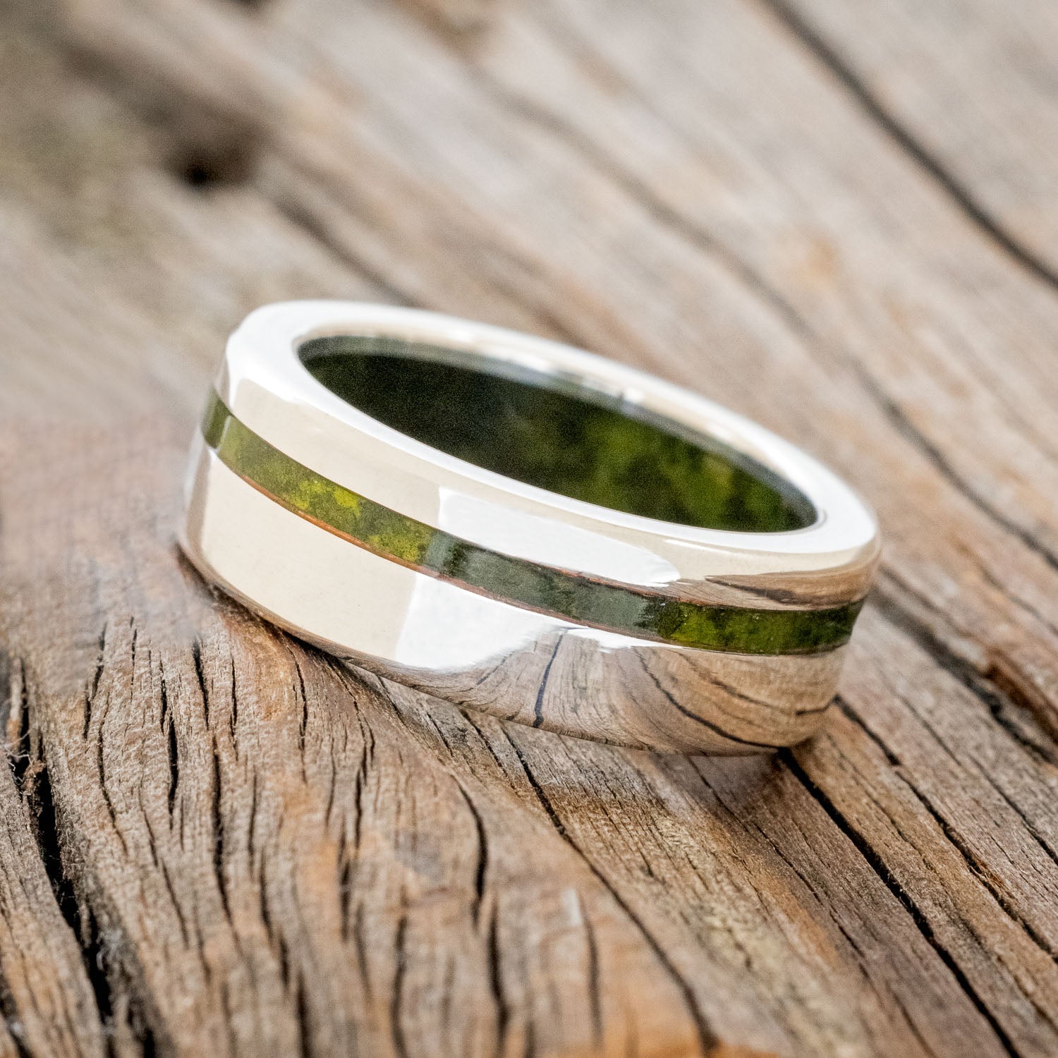 "VERTIGO" - MOSSY PATINA COPPER INLAY & LINING WEDDING RING-12