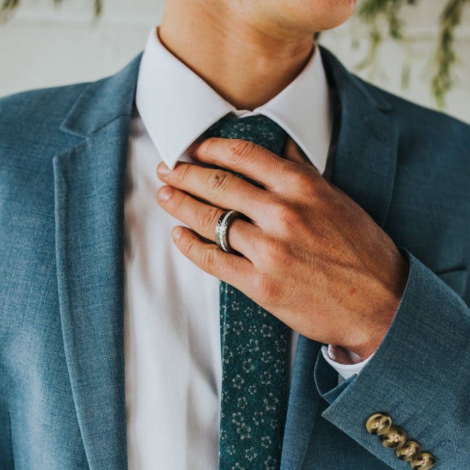 "VERTIGO" - TURQUOISE INLAY WEDDING RING FEATURING A WHISKEY BARREL LINING & HAMMERED BAND-10