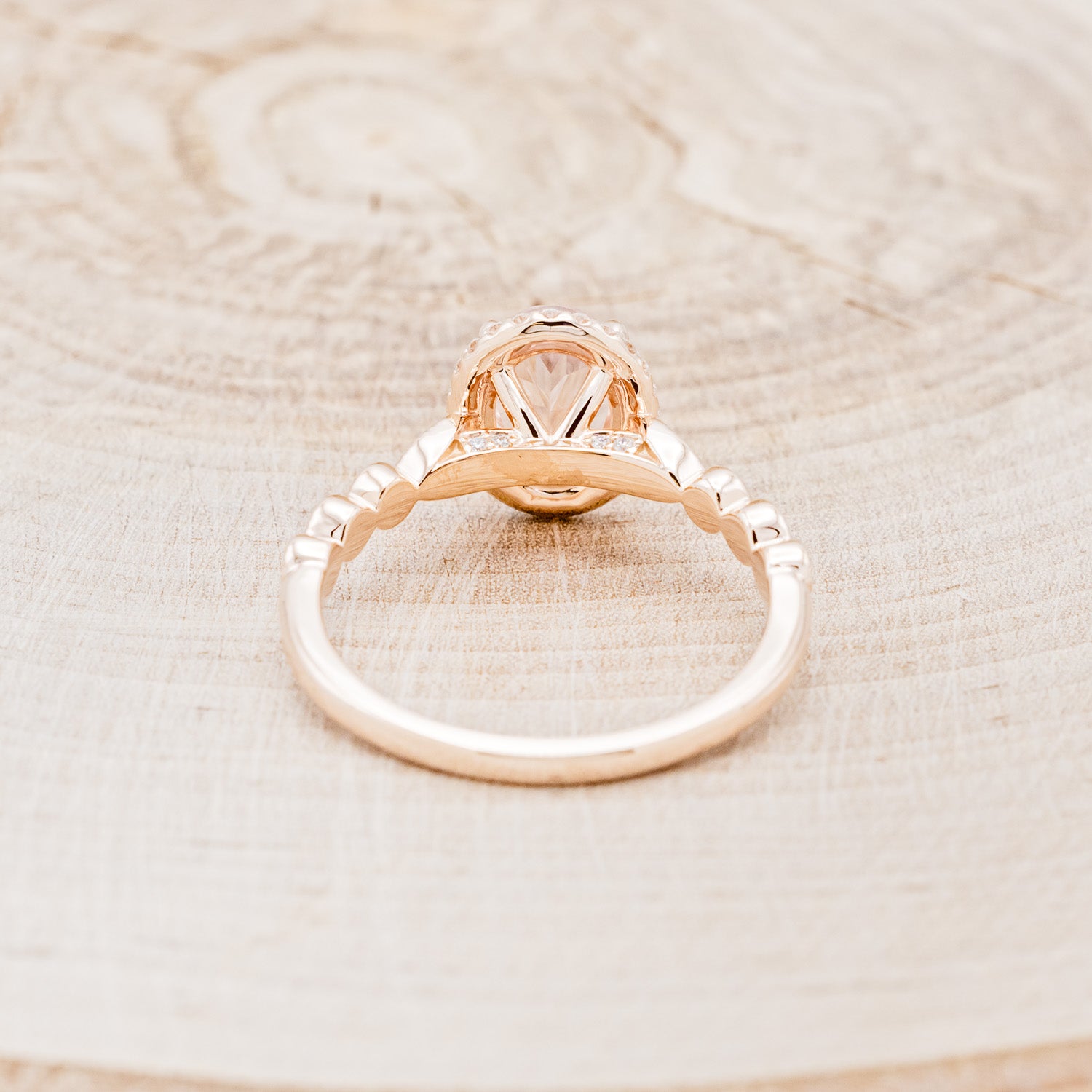 OVAL MORGANITE ENGAGEMENT RING WITH SCALLOP BAND & DIAMOND ACCENTS-6