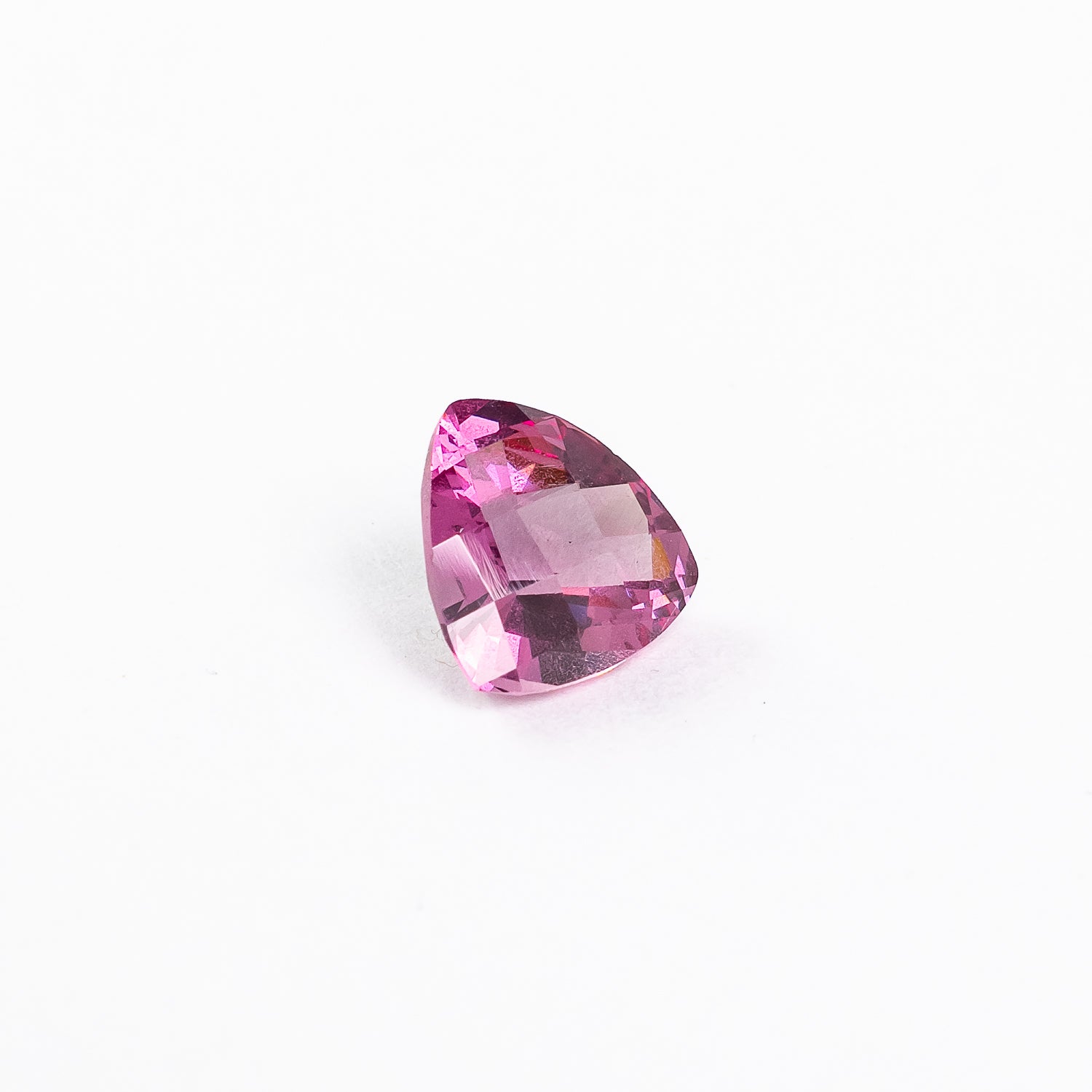 "ALPHA" - CHECKER TRIANGLE CUT COLOR-CHANGING GARNET-3