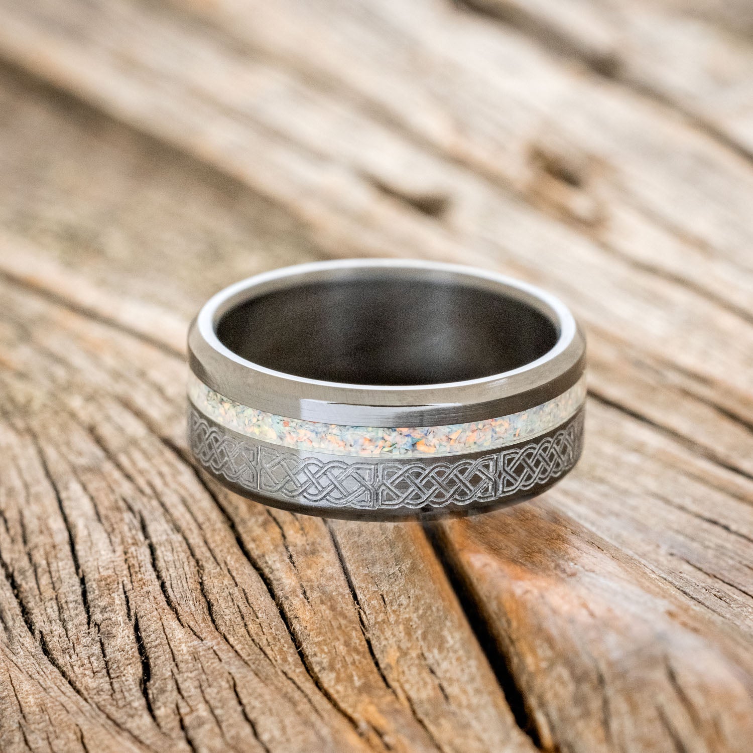 "VERTIGO" - CELTIC SAILOR'S KNOT ENGRAVED WITH FIRE & ICE OPAL WEDDING RING-6