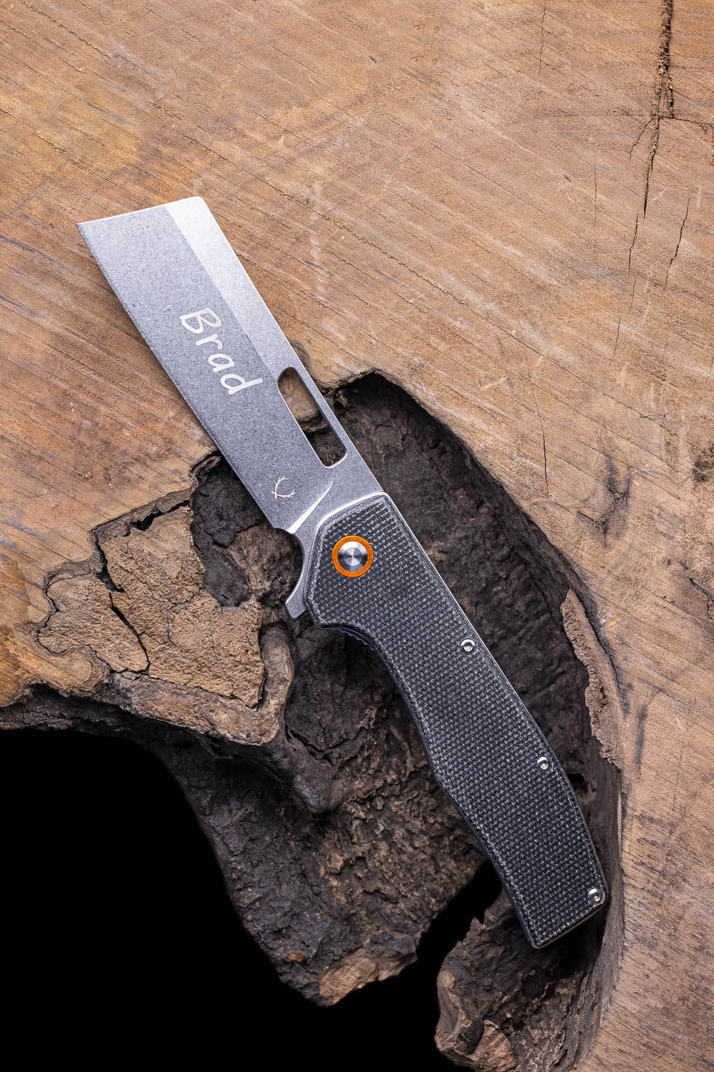 CUSTOM ENGRAVED FLAT TOP KNIFE-3