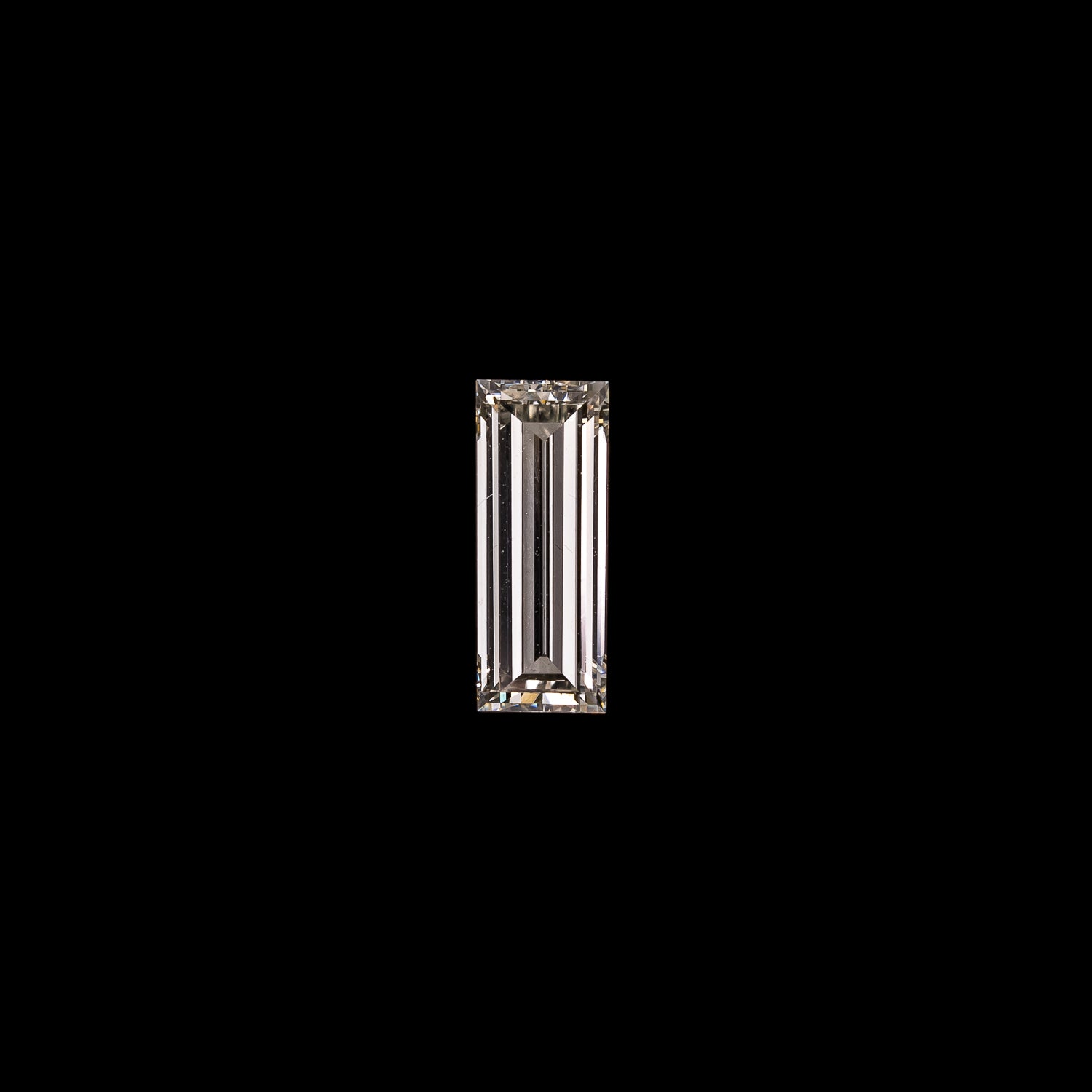 "GENESIS" - BAGUETTE STEP-CUT VS2 I GIA-CERTIFIED DIAMOND-4