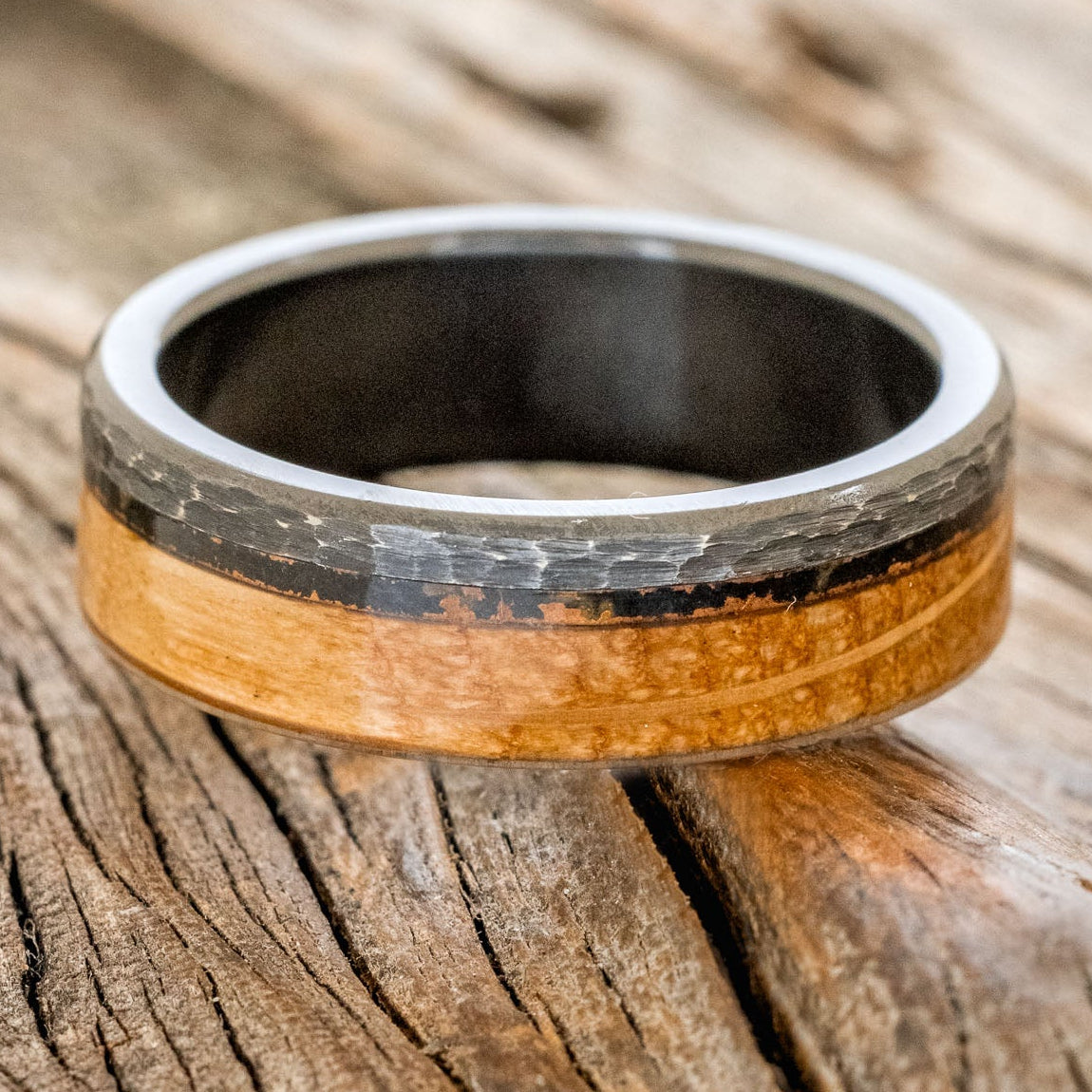 "EZRA" - WHISKEY BARREL & PATINA COPPER WEDDING RING WITH A HAMMERED FINISH-3