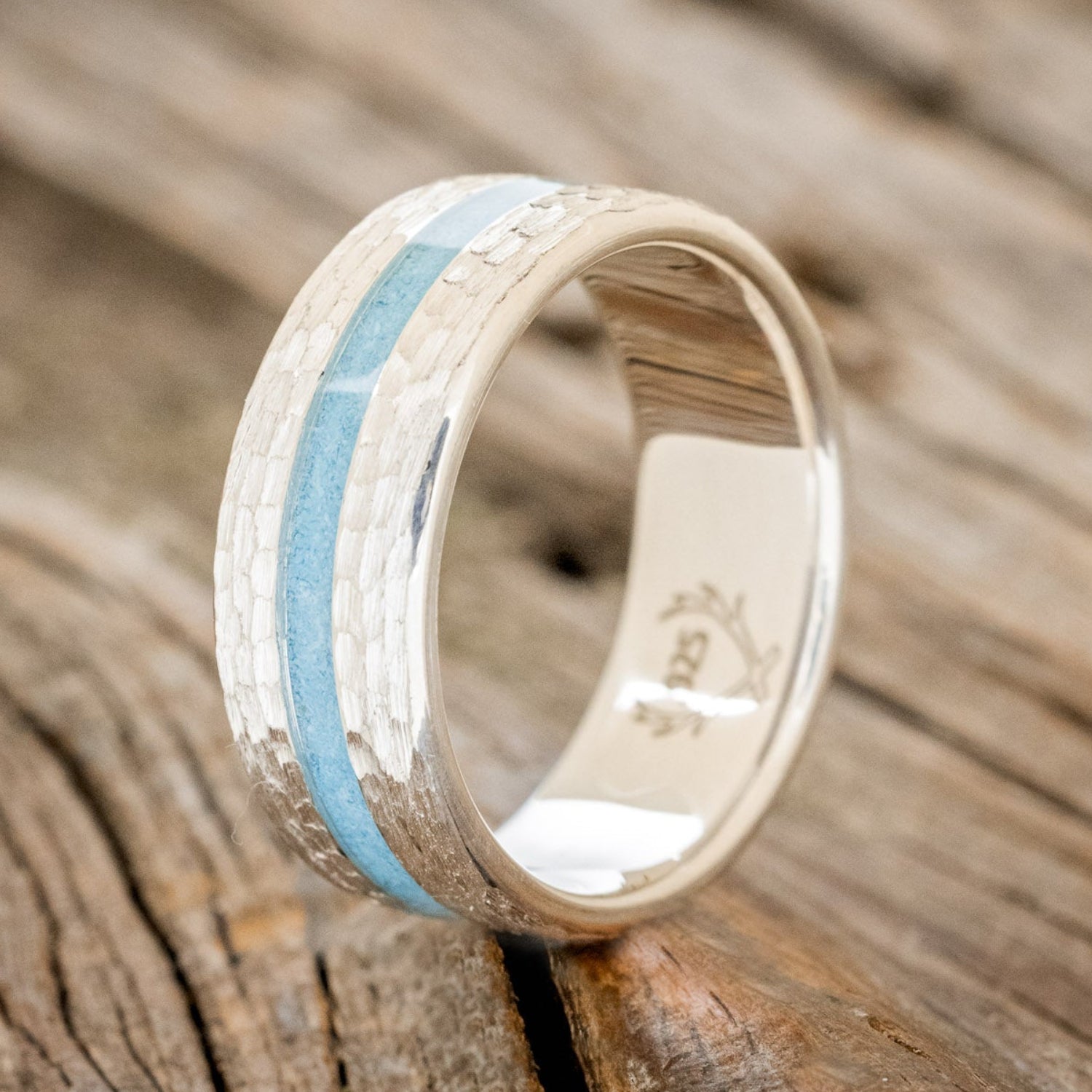 "NIRVANA" - CENTERED TURQUOISE INLAY WEDDING BAND WITH HAMMERED FINISH-4