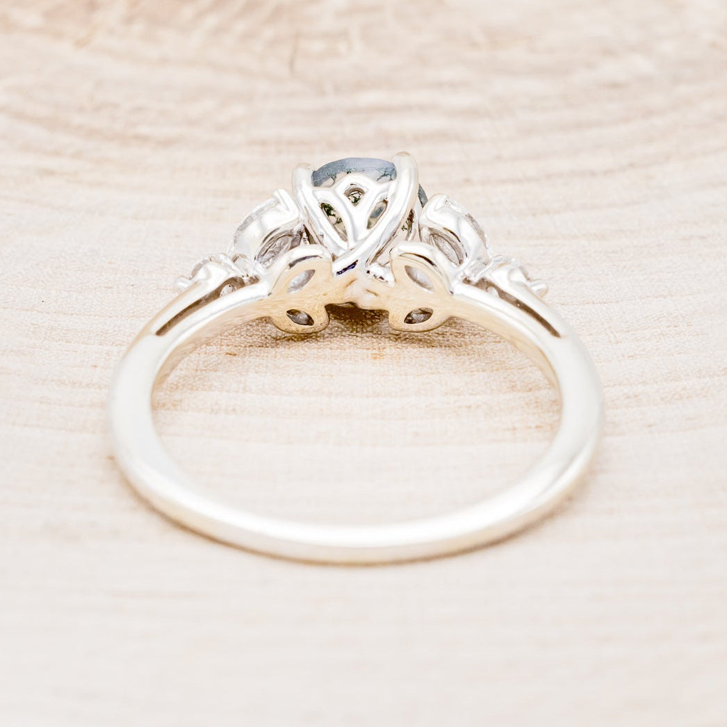 "BLOSSOM" - ROUND CUT MOSS AGATE ENGAGEMENT RING WITH LEAF-SHAPED DIAMOND ACCENTS-6