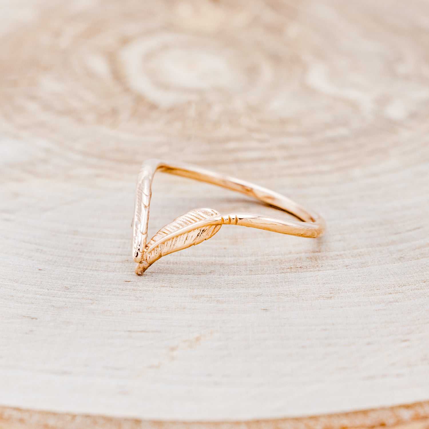 "FALA" - FEATHER ACCENTED TRACER WEDDING BAND-3