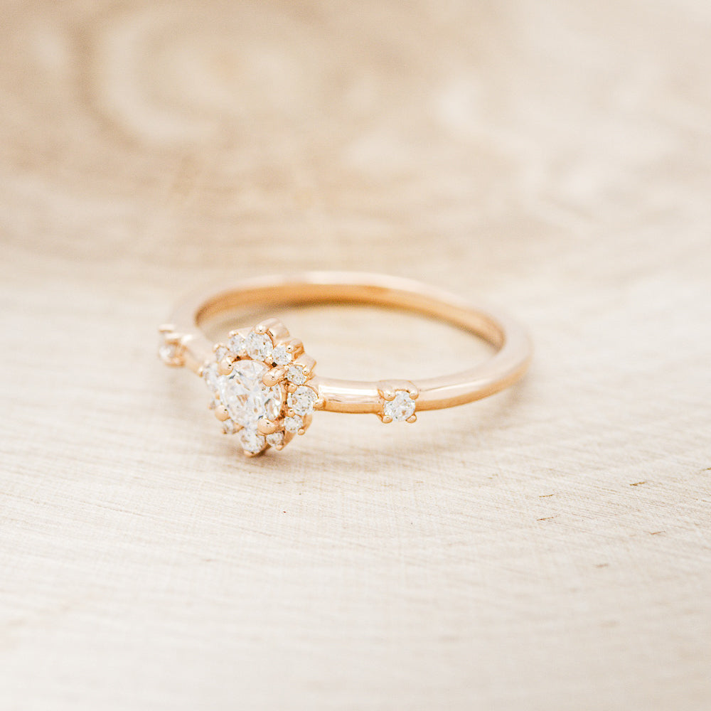 "STARLA" - ROUND CUT DIAMOND ENGAGEMENT RING WITH STARBURST DIAMOND HALO-3