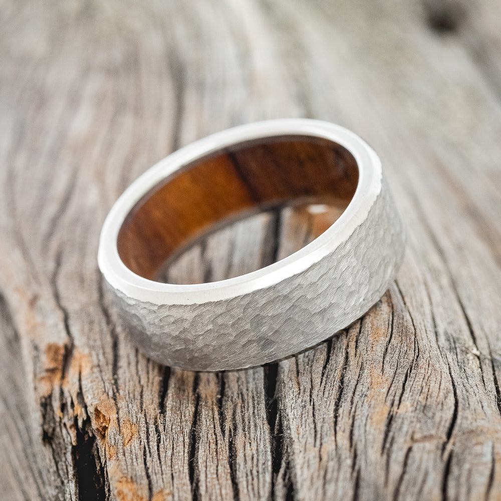 HAMMERED WEDDING BAND WITH IRONWOOD LINING-5