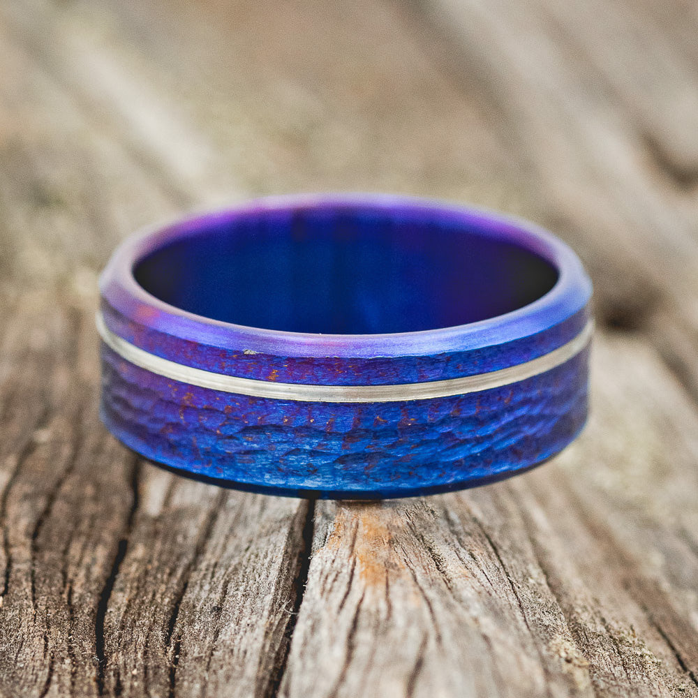 FIRE-TREATED & HAMMERED TITANIUM WEDDING BAND WITH AN OFFSET GROOVE-3