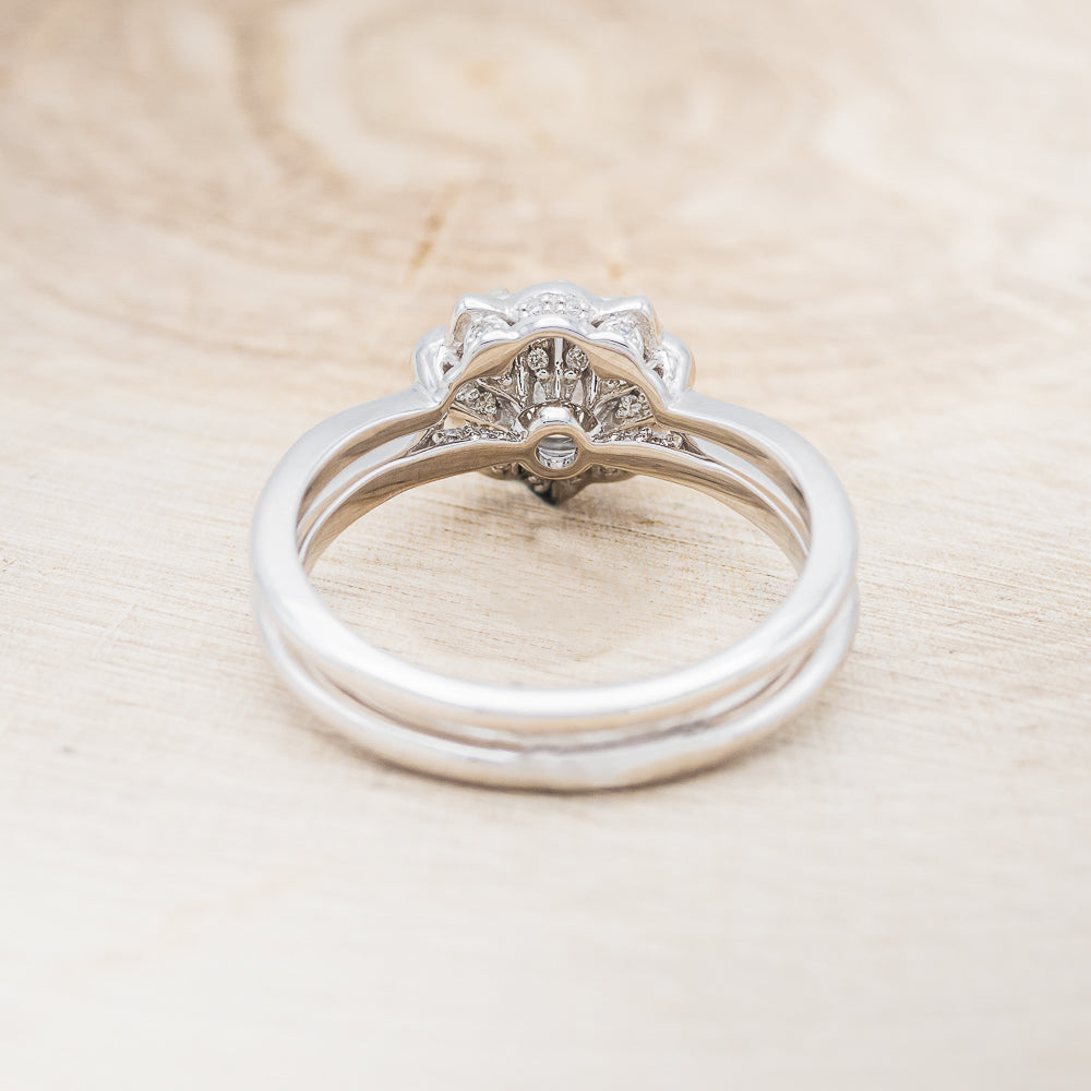 "JANE" - ROUND CUT SALT & PEPPER DIAMOND ENGAGEMENT RING WITH DIAMOND ACCENTS & TRACER-6