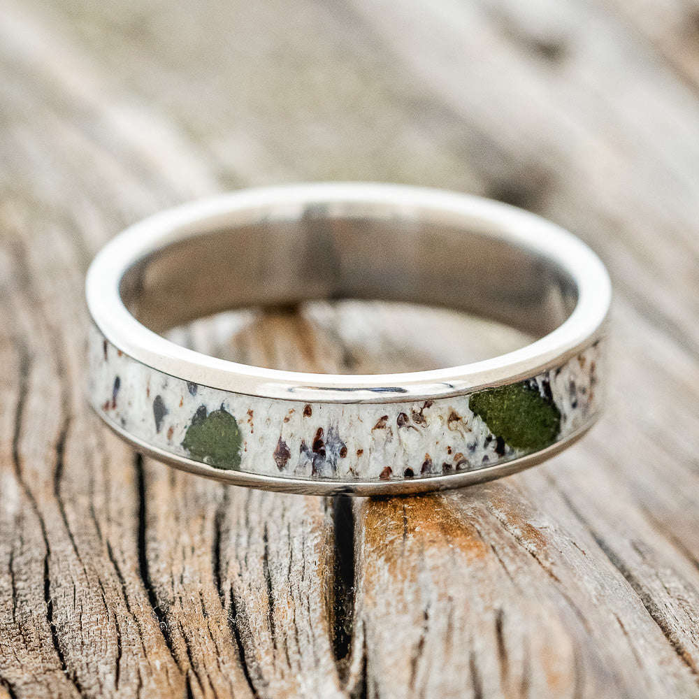 "RAINIER" - MOSS & ANTLER WEDDING BAND-3