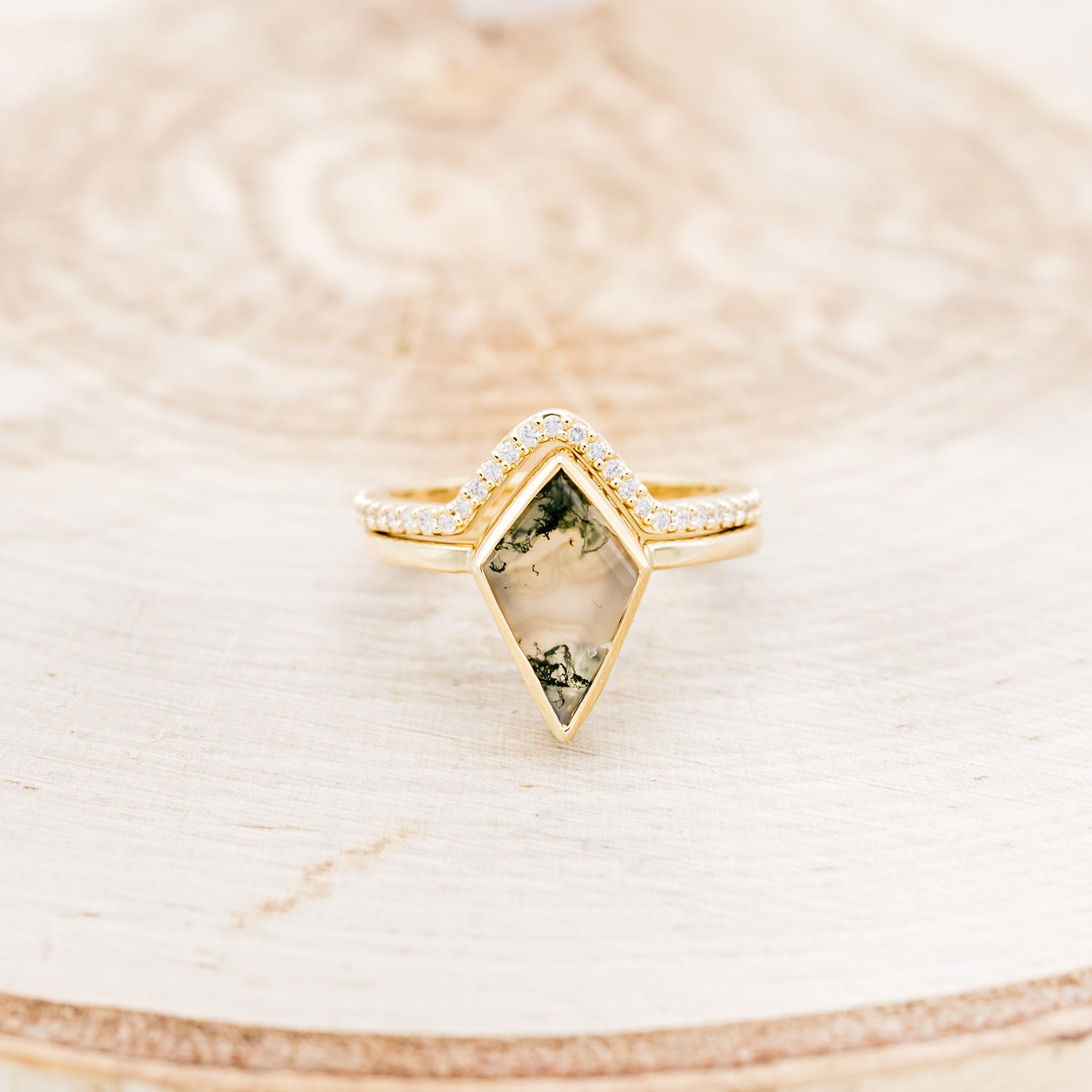 "WILLA" - KITE CUT MOSS AGATE SOLITAIRE ENGAGEMENT RING WITH DIAMOND TRACER-2