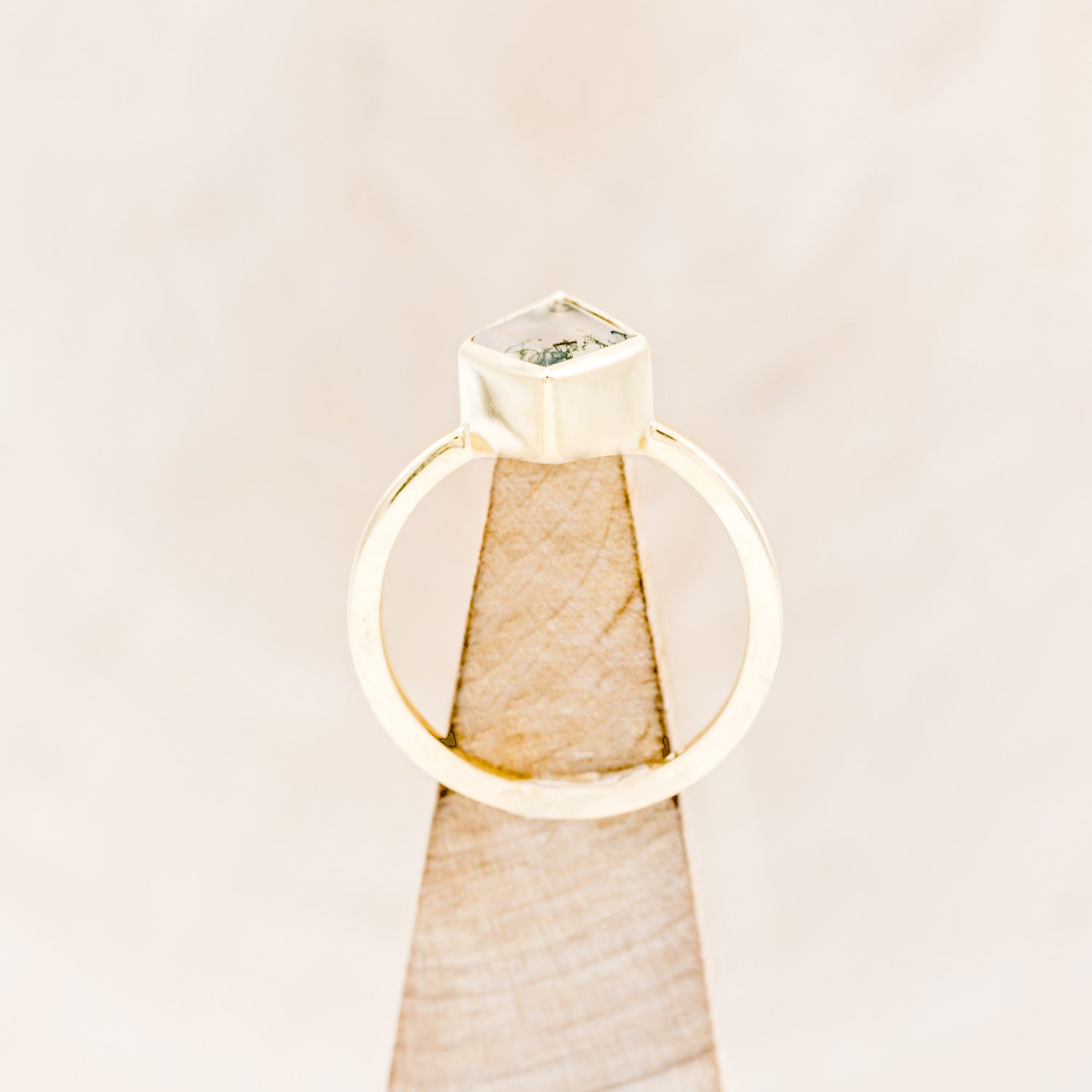 "WILLA" - KITE CUT MOSS AGATE SOLITAIRE ENGAGEMENT RING WITH DIAMOND TRACER-8