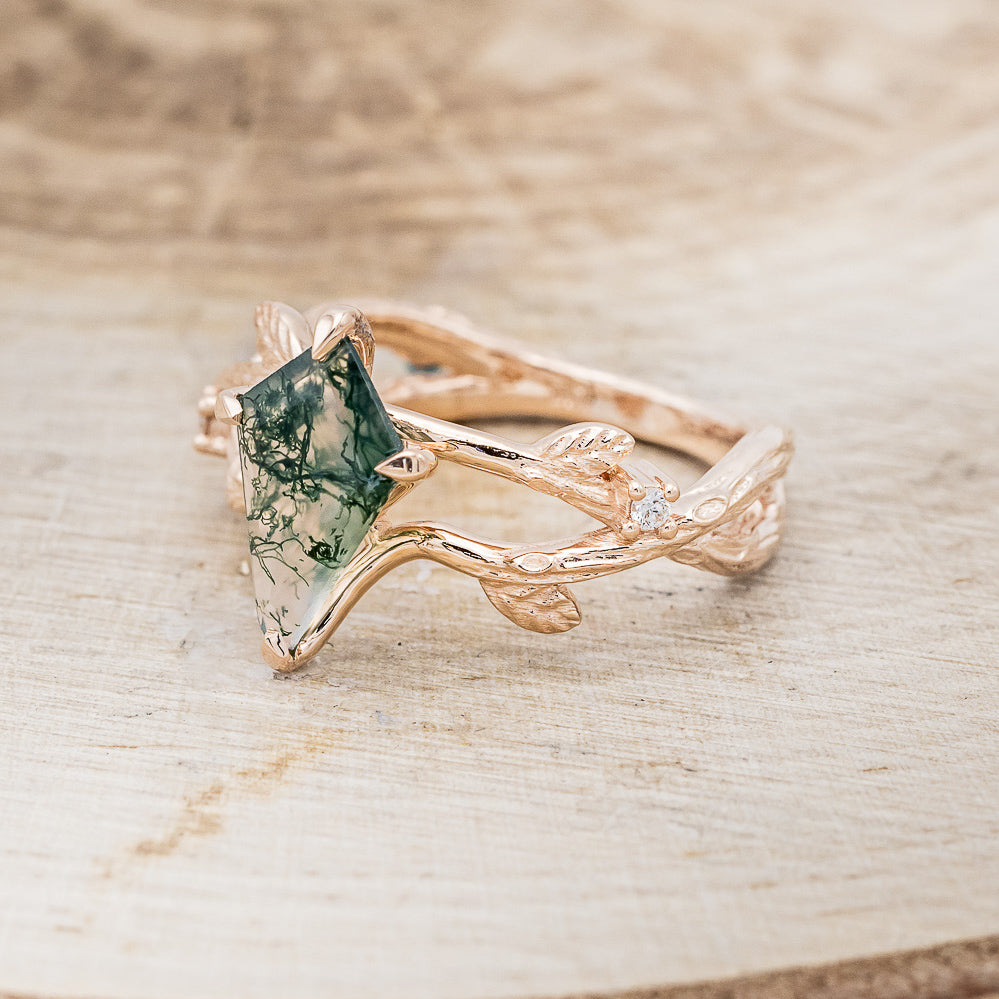 "ARTEMIS ON THE VINE" - KITE CUT MOSS AGATE ENGAGEMENT RING WITH DIAMOND ACCENTS - EXPEDITED-3