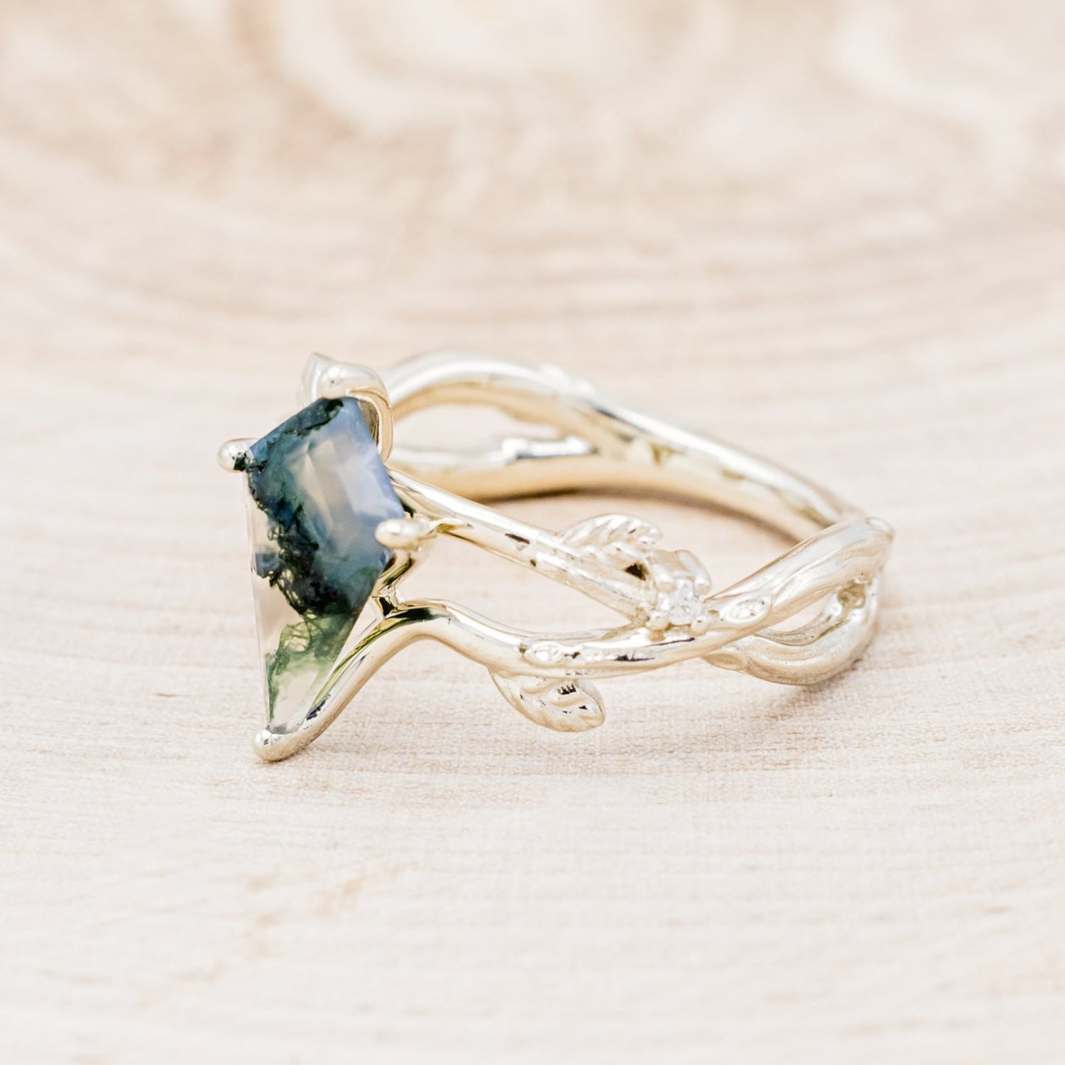 "ARTEMIS ON THE VINE" - KITE CUT MOSS AGATE ENGAGEMENT RING WITH DIAMOND ACCENTS - EXPEDITED-9