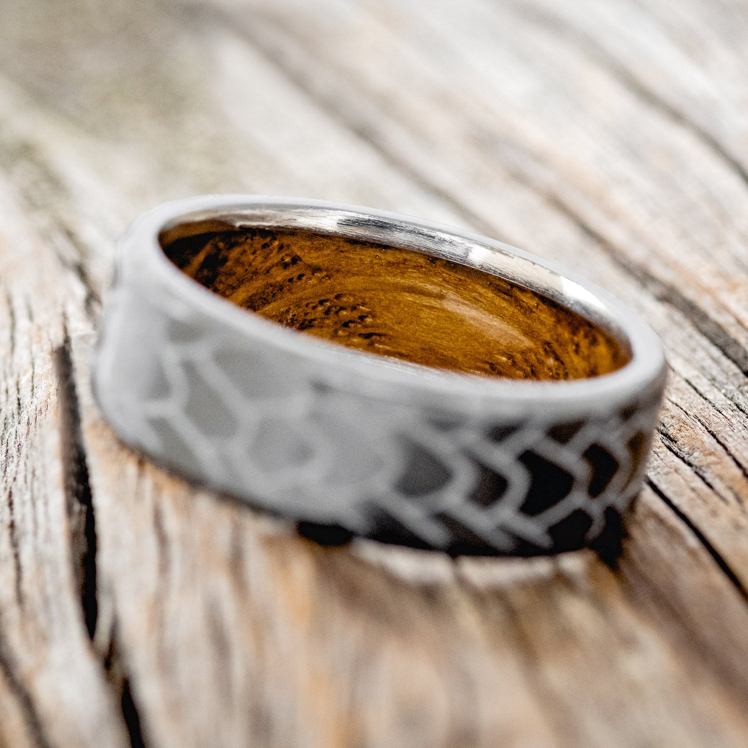 "ECHO" - DRAGON SCALE WEDDING RING FEATURING A WHISKEY BARREL OAK LINING-4