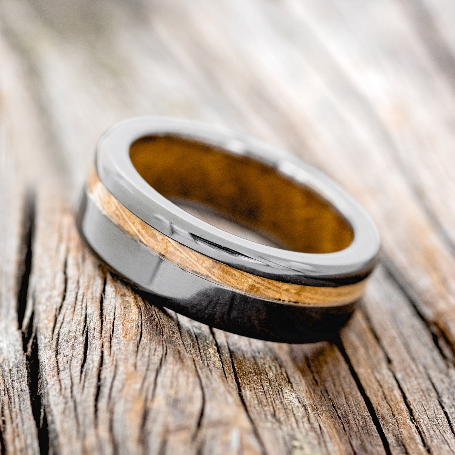 "VERTIGO" - WHISKEY BARREL OAK INLAY & LINING WEDDING RING-3