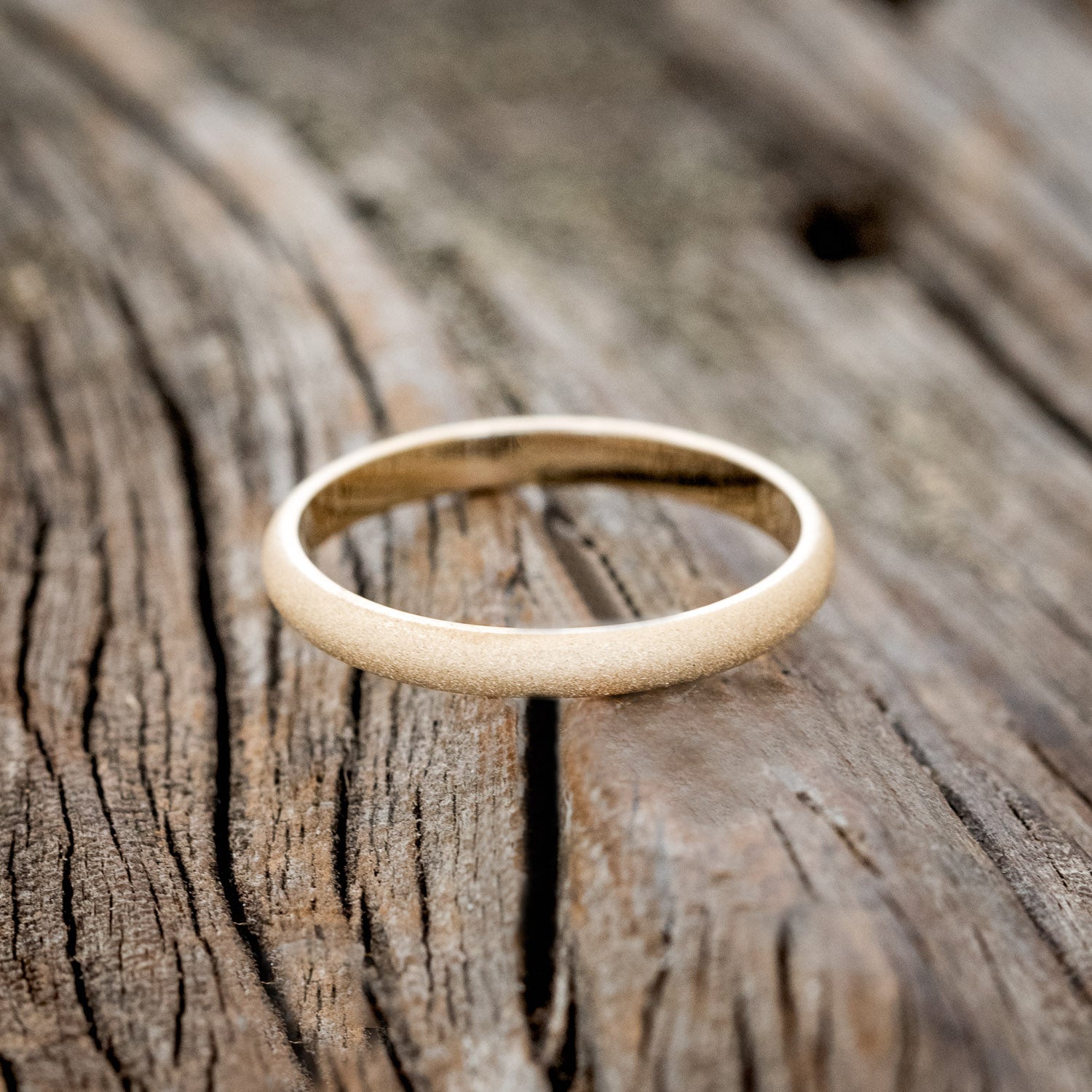 MATCHING SET OF SANDBLASTED 14K GOLD WEDDING BANDS WITH A TURQUOISE LINING-10