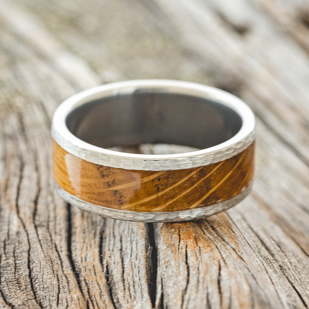 "KALDER" - WHISKEY BARREL OAK WEDDING BAND WITH HAMMERED FINISH-3
