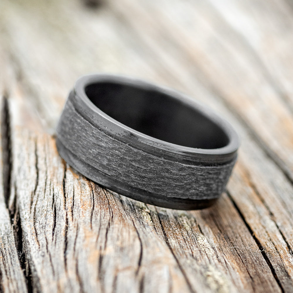 "SEDONA" - RAISED HAMMERED CENTER WEDDING BAND-5