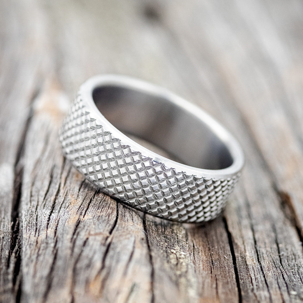 SOLID METAL WEDDING BAND WITH KNURLED FINISH-2