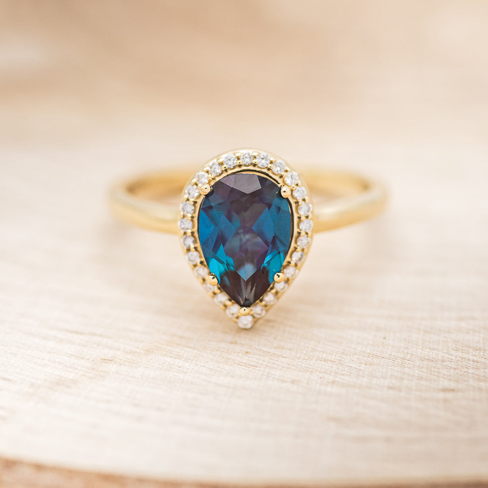 "CLARISS" - PEAR-SHAPED LAB-GROWN ALEXANDRITE ENGAGEMENT RING WITH DIAMOND HALO-10