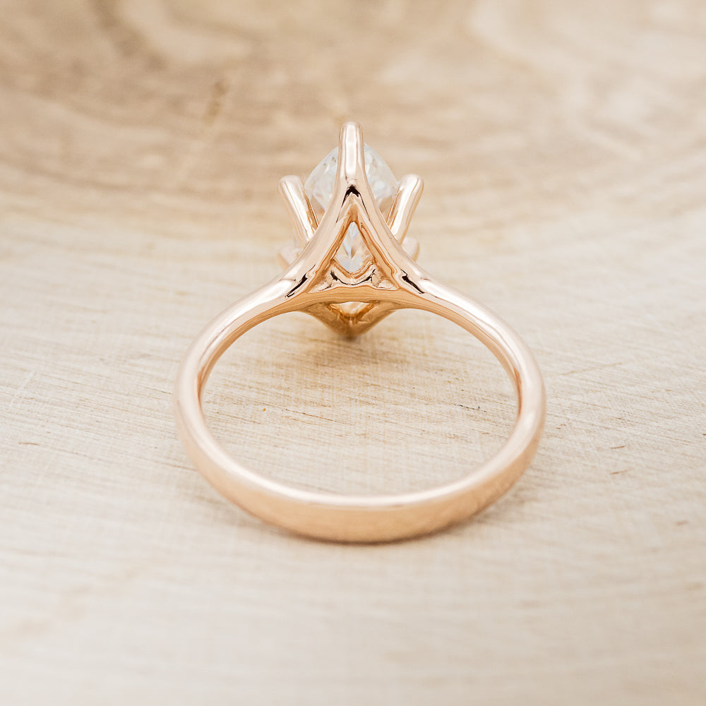 "TULIP" - MARQUISE MOISSANITE ENGAGEMENT RING WITH "IDHAL" DIAMOND STACKING BAND-9