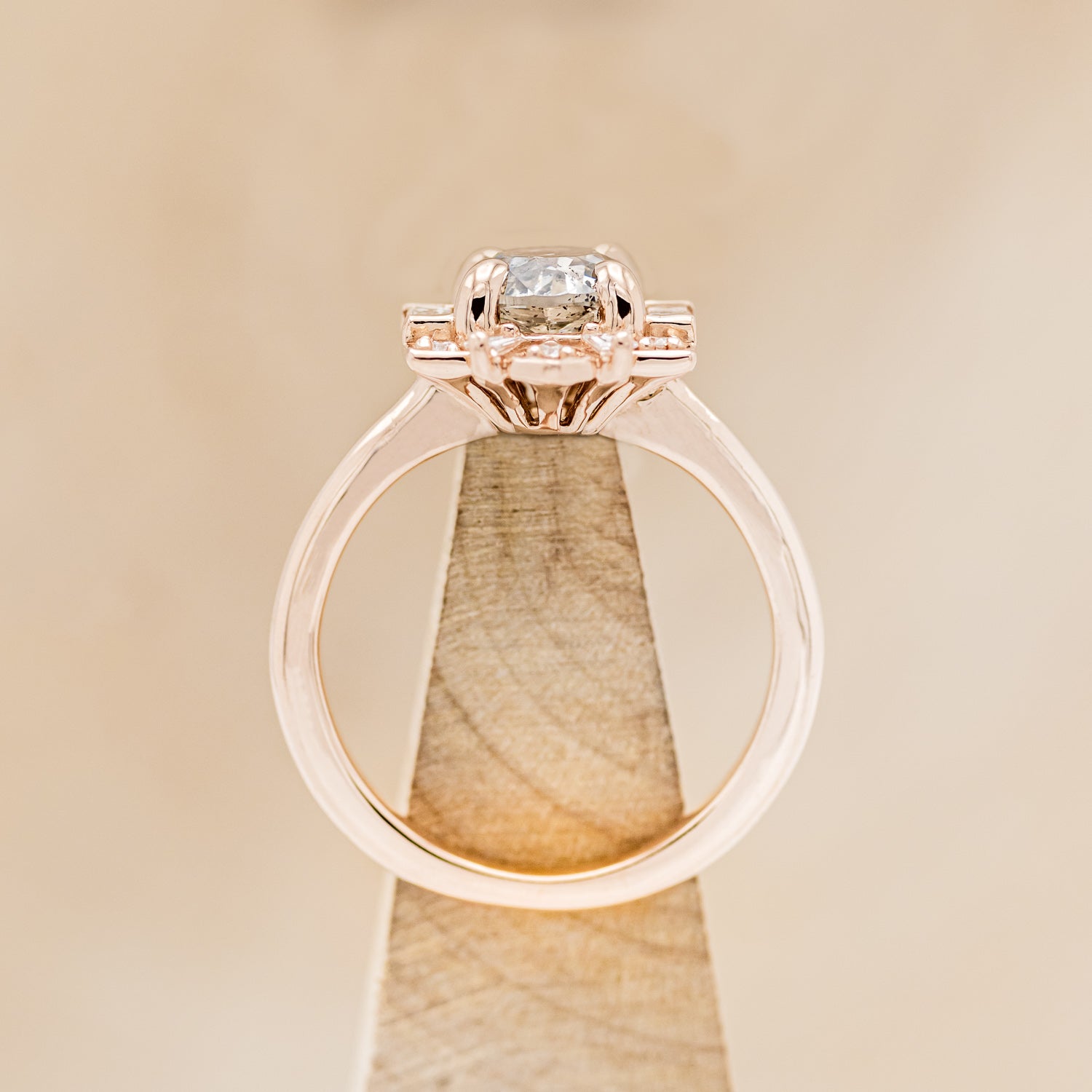 "CLEOPATRA" - ROUND CUT SALT & PEPPER DIAMOND ENGAGEMENT RING WITH DIAMOND TRACER-9