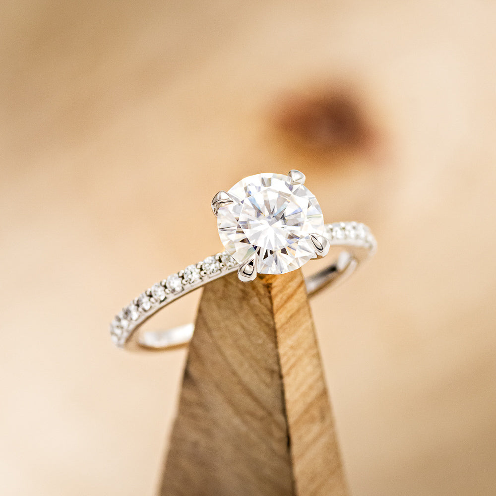 "RAMONA" - 4 PRONG ROUND CUT MOISSANITE ENGAGEMENT RING WITH DIAMOND ACCENTS-8