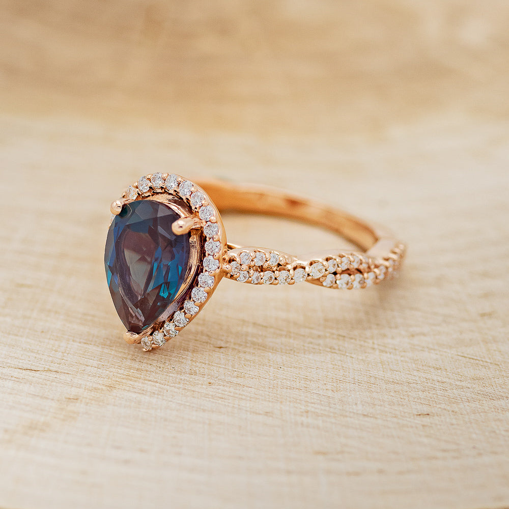 "KINLEY" - PEAR-SHAPED LAB-GROWN ALEXANDRITE ENGAGEMENT RING WITH DIAMOND HALO & ACCENTS-3