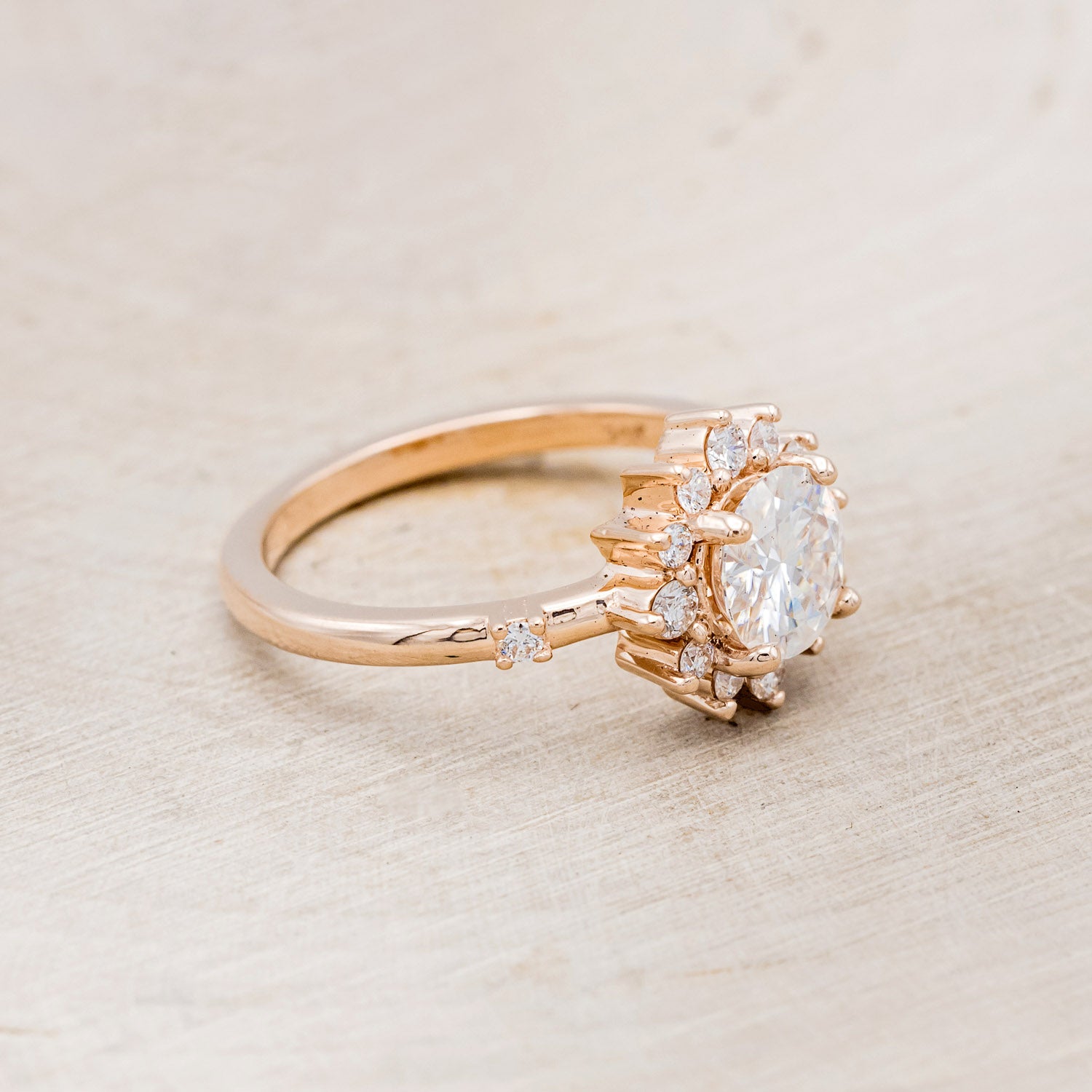 "STARLET" - ROUND CUT DIAMOND ENGAGEMENT RING WITH STARBURST DIAMOND HALO-2