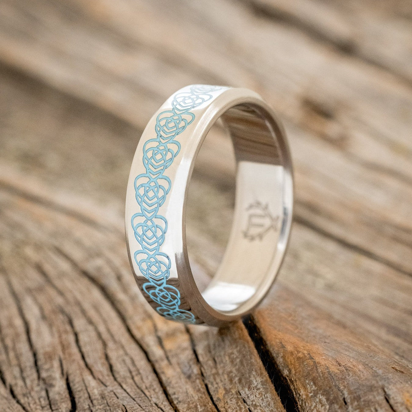 GLEN - WHISKEY BARREL OAK & FISHING LINE WEDDING RING