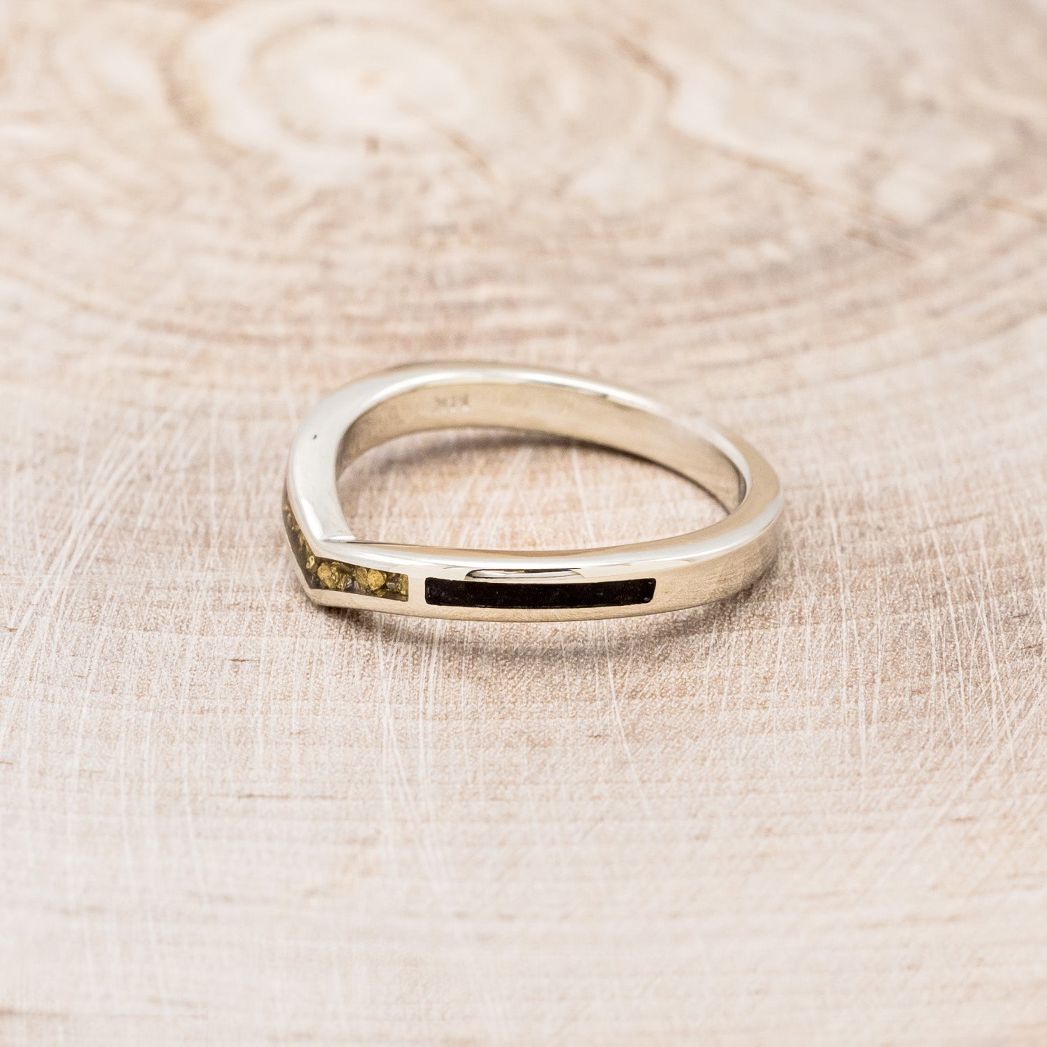 "KIDA" - JET STONE & GOLD NUGGET INLAY WEDDING BAND-3