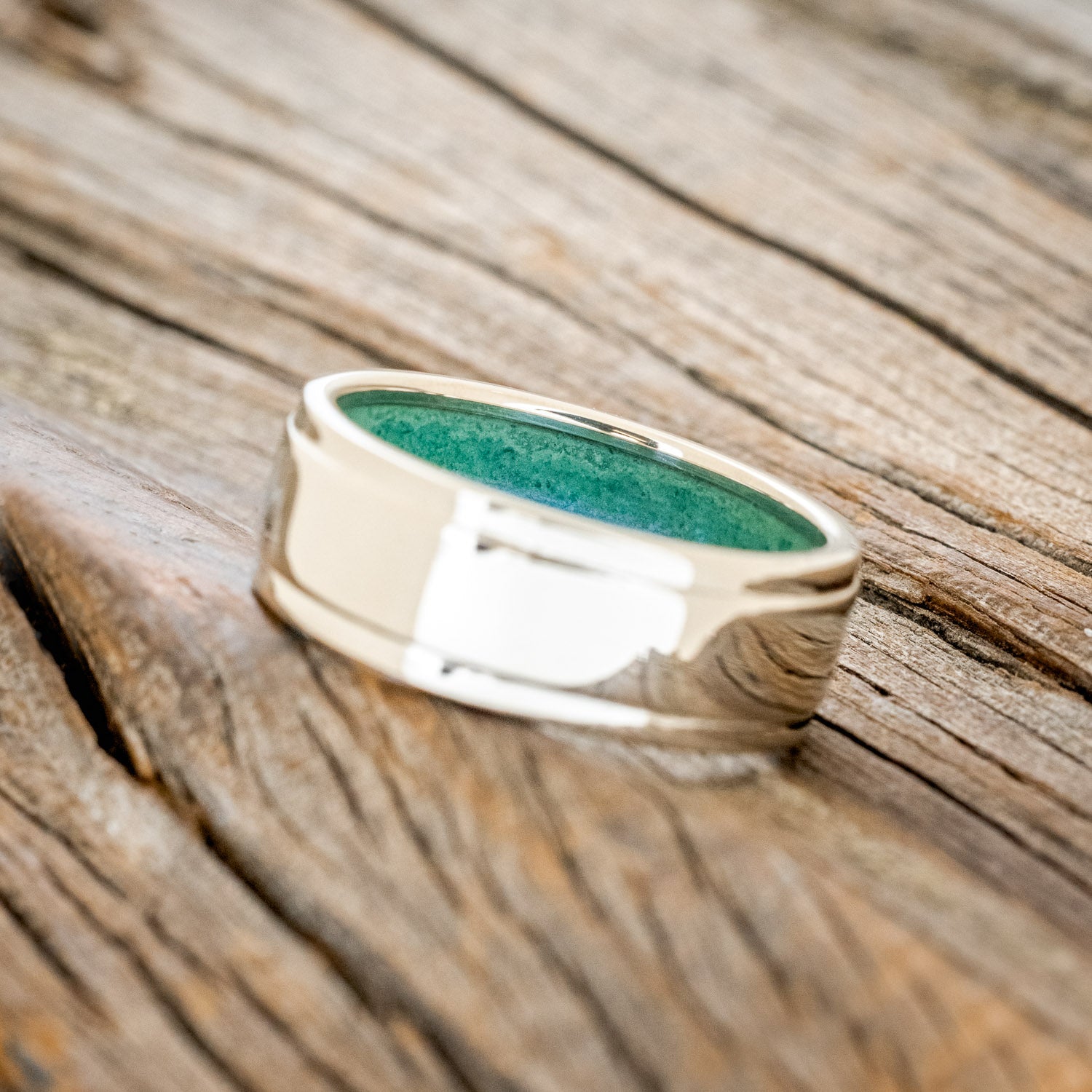 "SEDONA" - RAISED CENTER WEDDING RING WITH A TURQUOISE & MALACHITE LINING-5