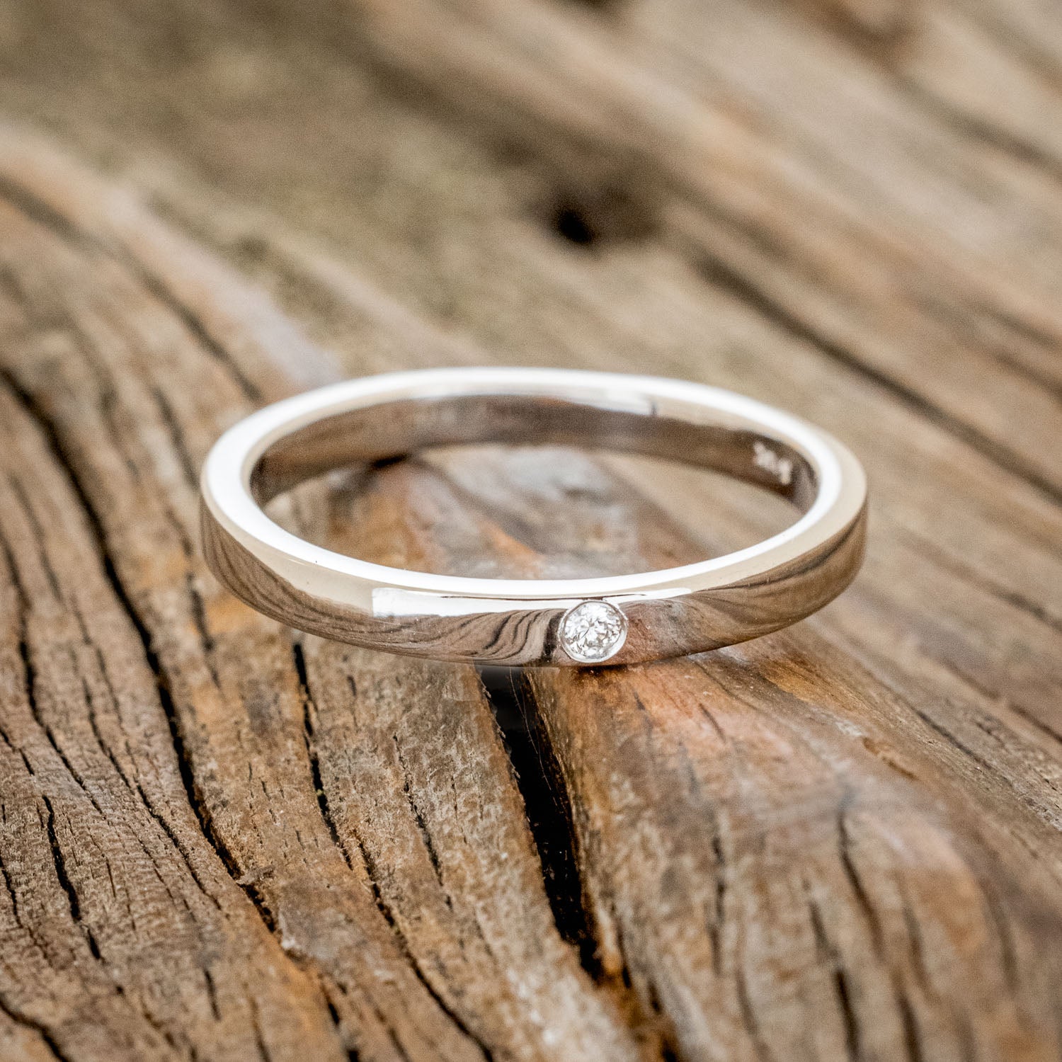 SINGLE DIAMOND STACKING WEDDING BAND-3