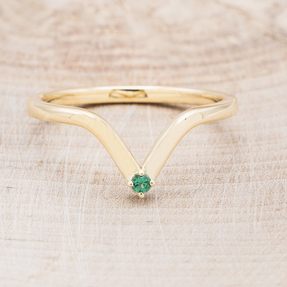 "BIANCA" - BRIDAL SUITE - KITE CUT LAB-GROWN EMERALD ENGAGEMENT RING WITH EMERALD & DIAMOND ACCENTS-18