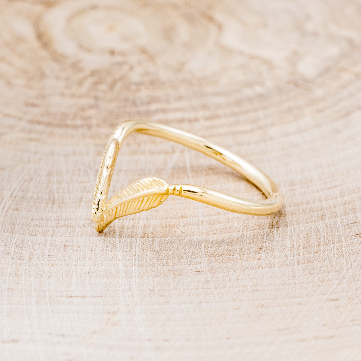 "FALA" - FEATHER ACCENTED TRACER WEDDING BAND-15