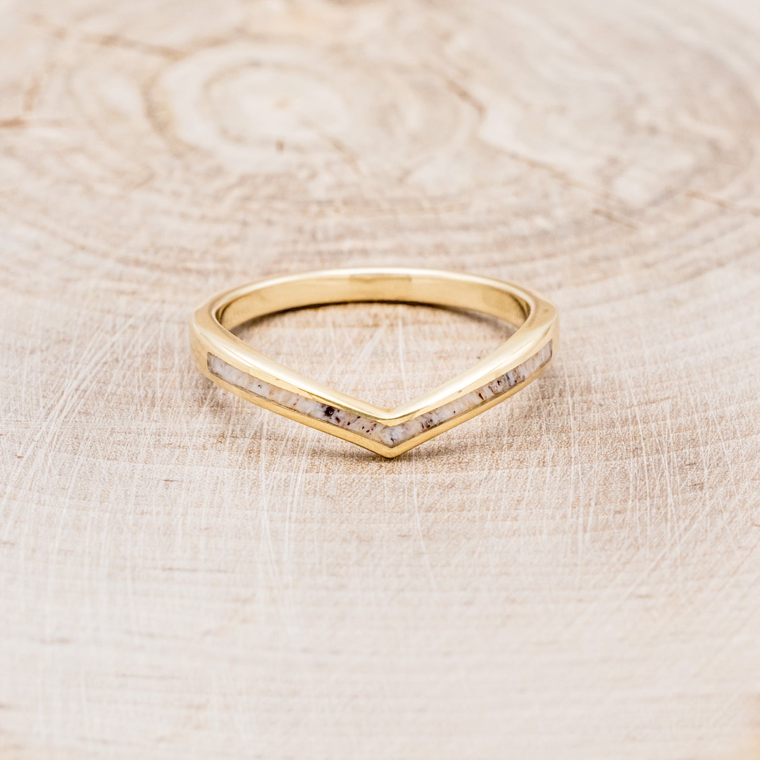 "KIDA" - V-SHAPE STACKING WEDDING BAND WITH ANTLER INLAY-10