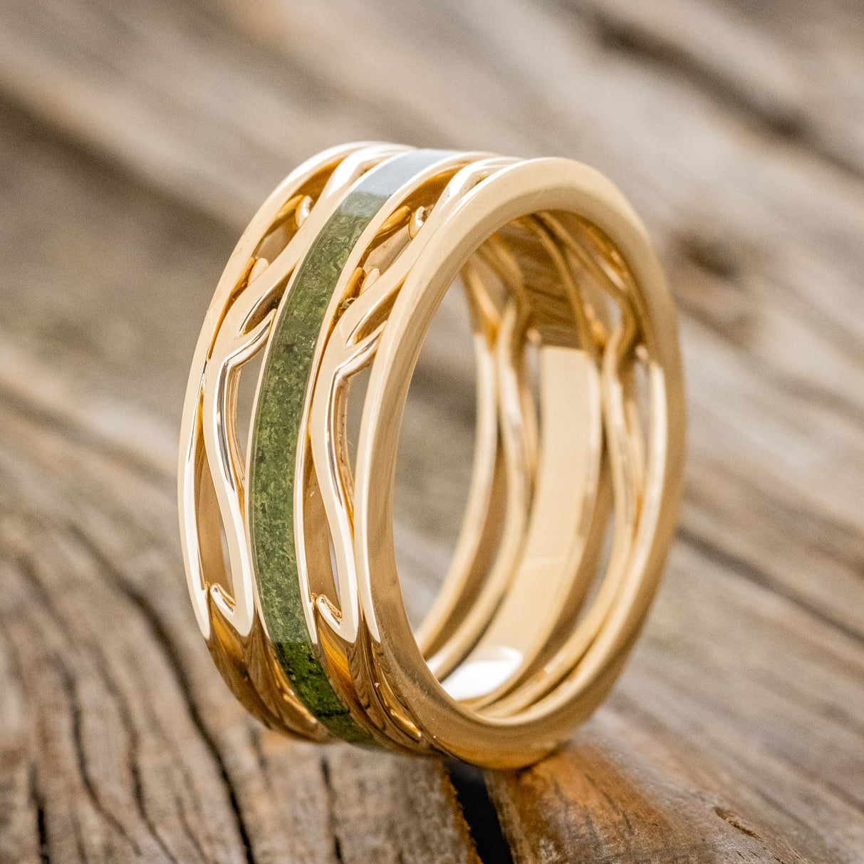 MEN'S "ARTEMIS" - MOSS WEDDING RING FEATURING A 14K GOLD BAND-4