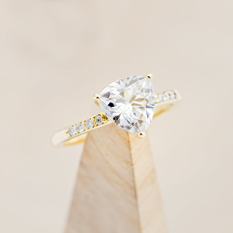 "PIPER" - TRILLION CUT MOISSANITE ENGAGEMENT RING WITH DIAMOND ACCENTS