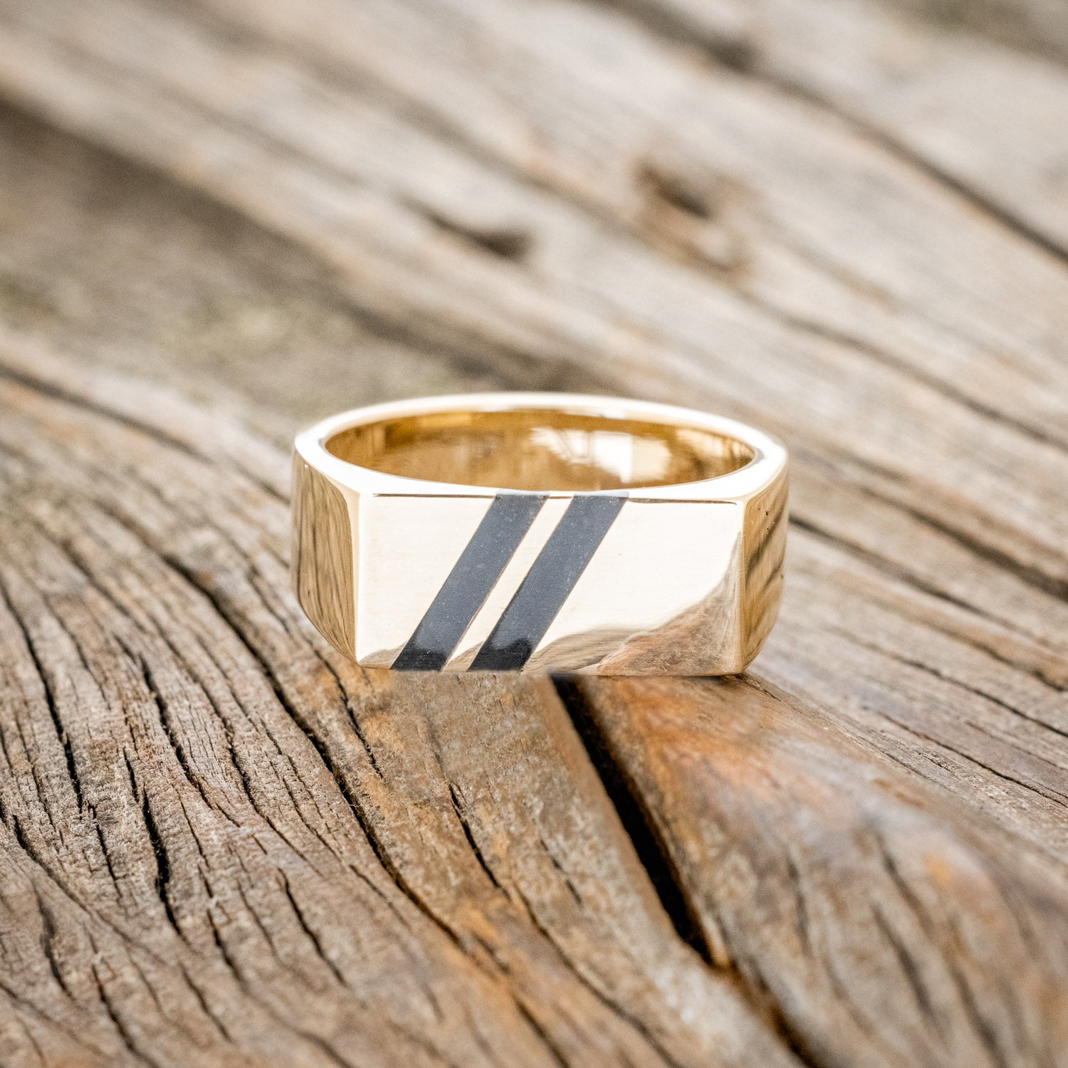 "TWAIN" - FLAT TOP WEDDING RING FEATURING DIAGONAL BLACK JET STONE INLAYS-3