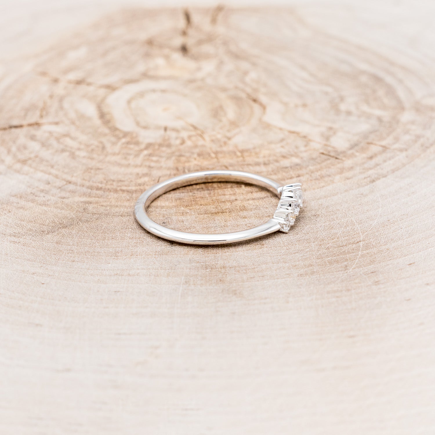 CONTOUR TRACER WITH DIAMOND ACCENTS-2