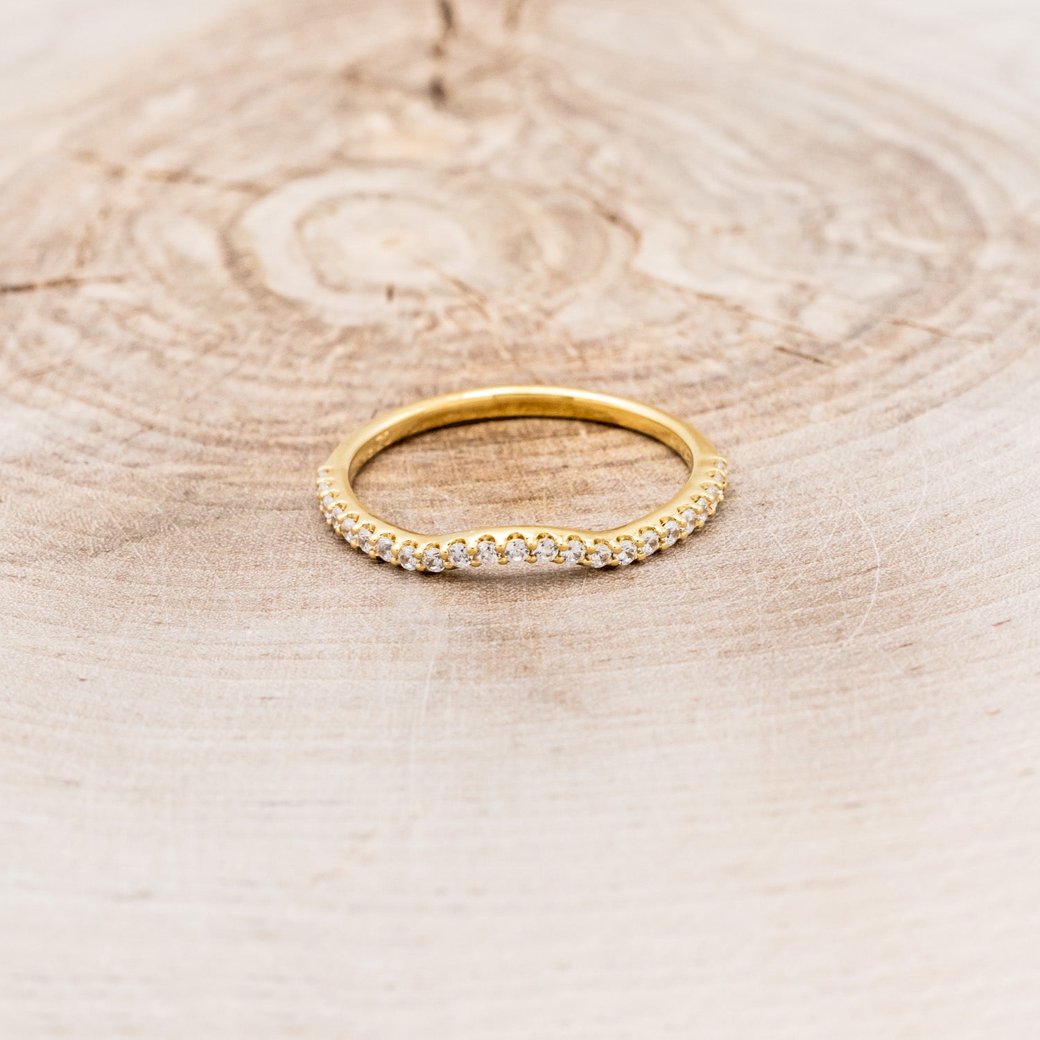 CONTOURED TRACER WITH DIAMOND ACCENTS-2