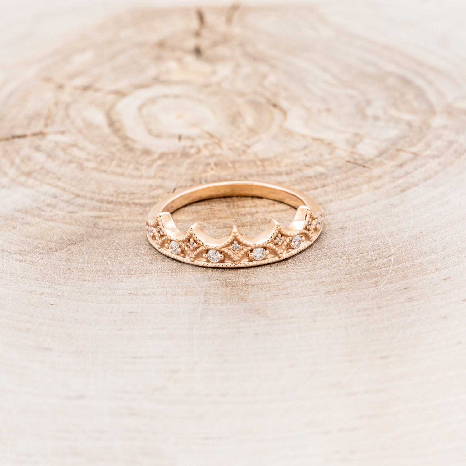 CROWN INSPIRD DIAMOND RING-4