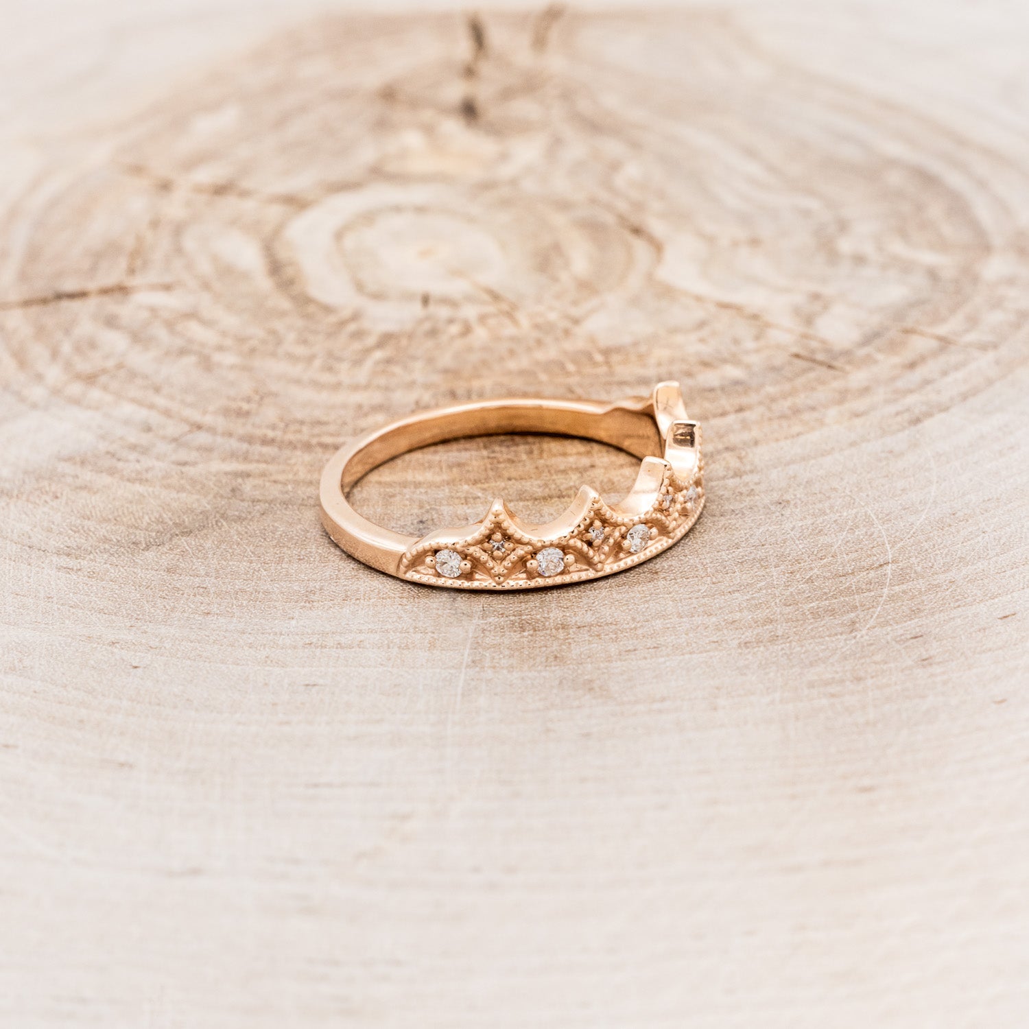 CROWN INSPIRD DIAMOND RING-2