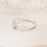 "STARLA" - ROUND CUT AQUAMARINE ENGAGEMENT RING WITH STARBURST DIAMOND HALO & TRACER-27